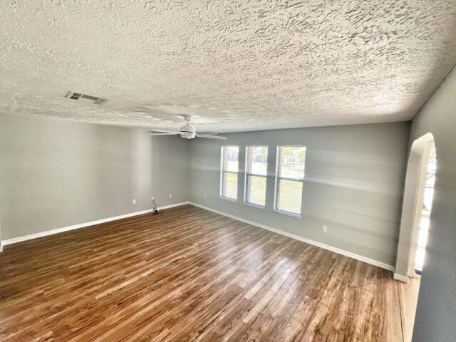 PORT ST LUCIE SECTION 3 - Residential Lease