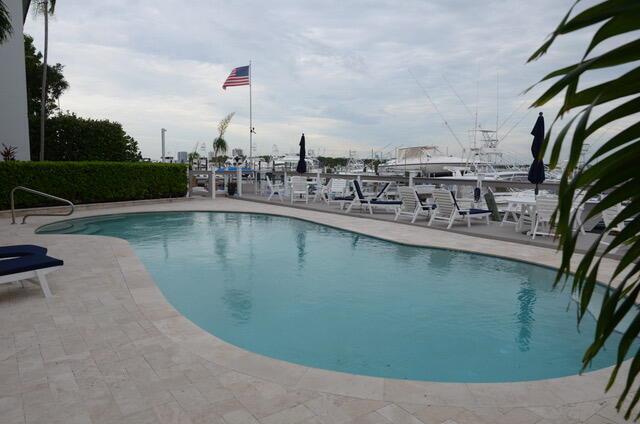 CAPTAINS WALK CONDO - Residential Lease
