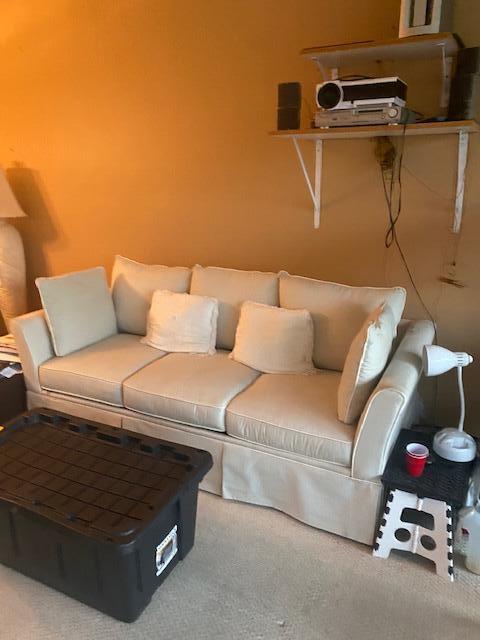 CAPTAINS WALK CONDO - Residential Lease