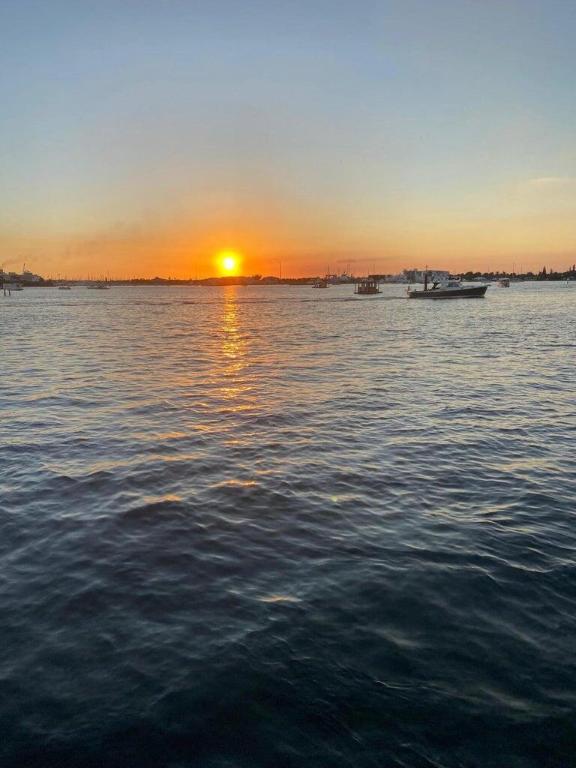 CAPTAINS WALK CONDO - Residential Lease