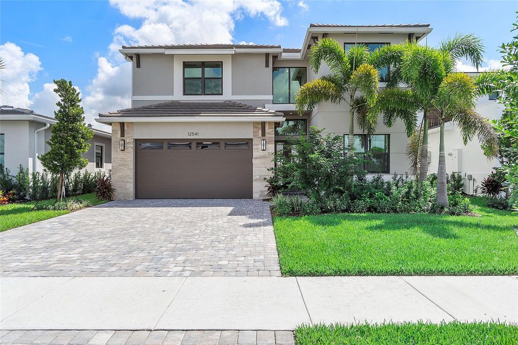 Photo of 12541 Solana Bay Circle, Palm Beach Gardens, FL 33412 (MLS # F10436824)