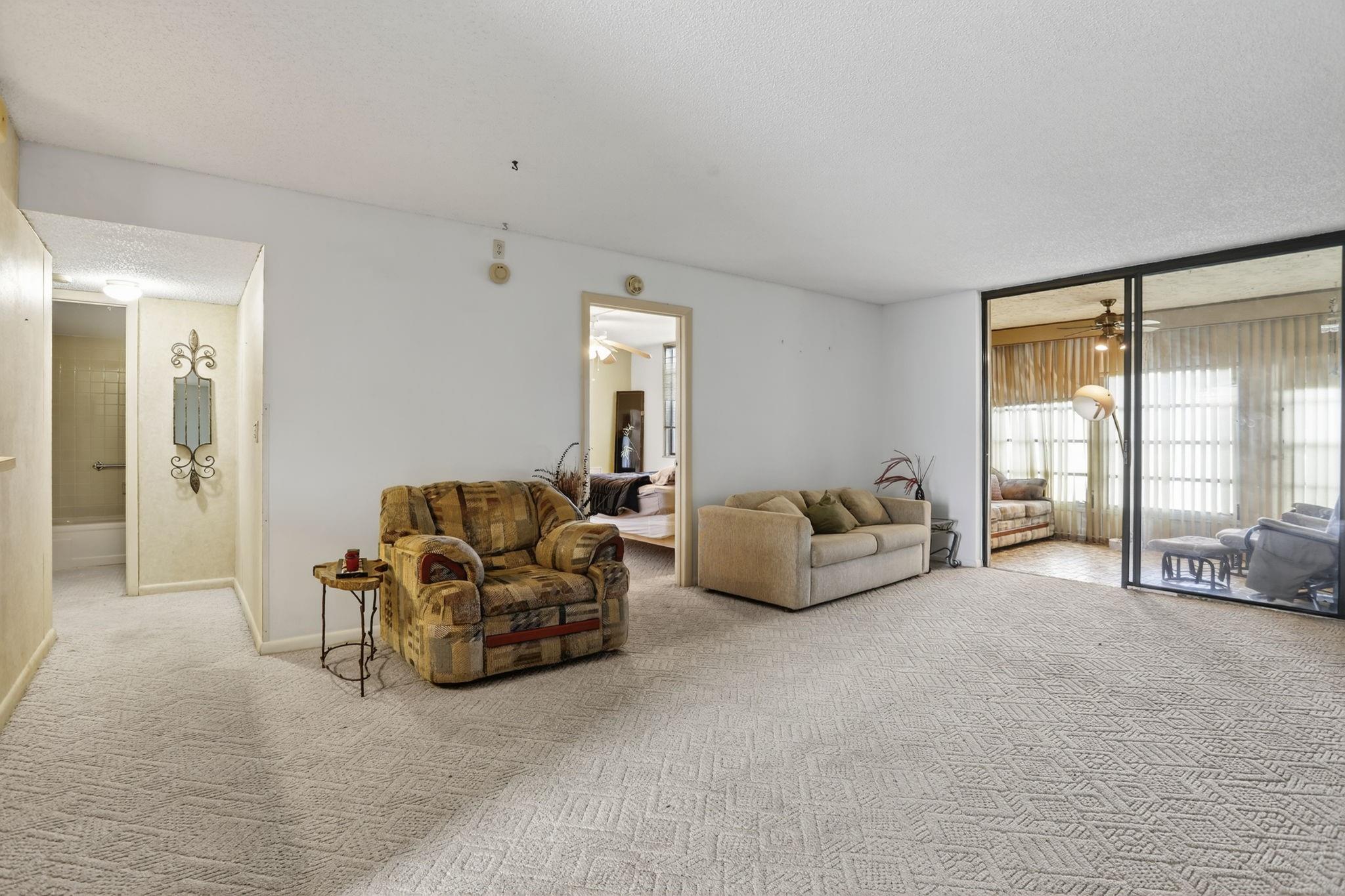 PALM SPRINGS 3 - Residential