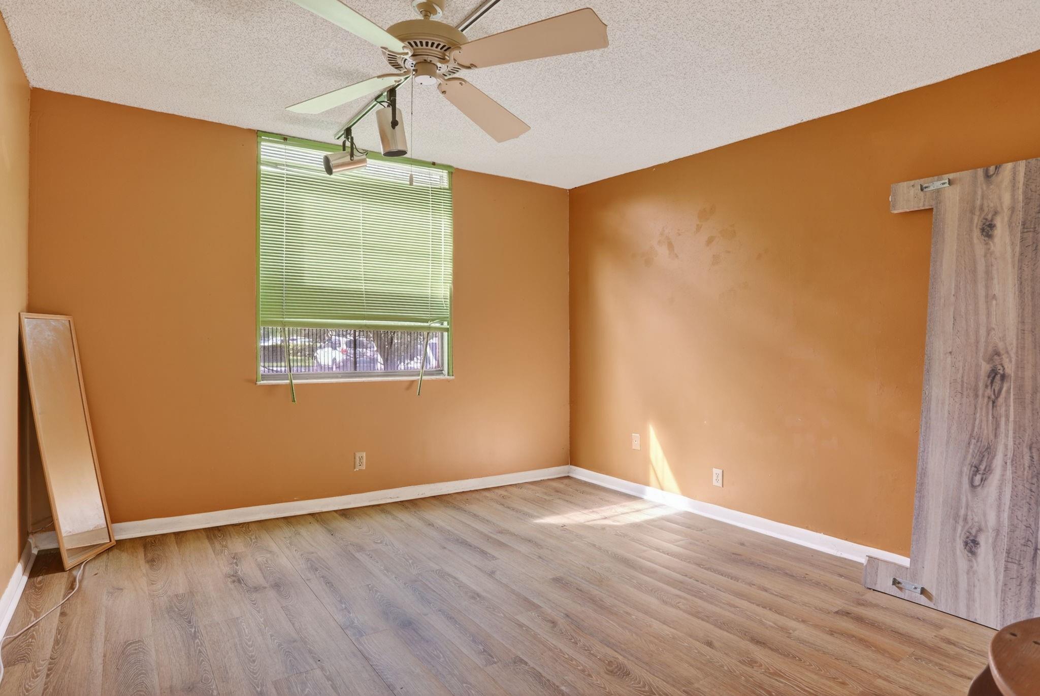 PALM SPRINGS 3 - Residential