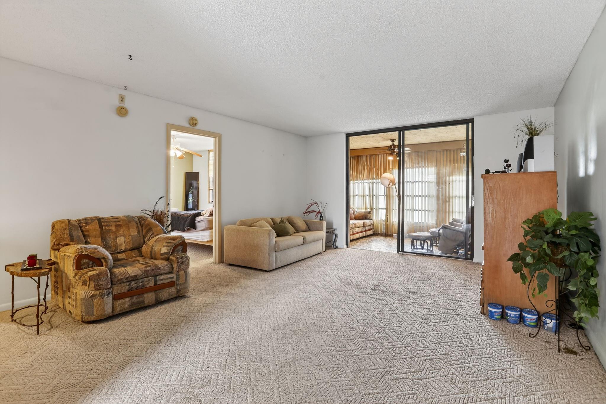 PALM SPRINGS 3 - Residential