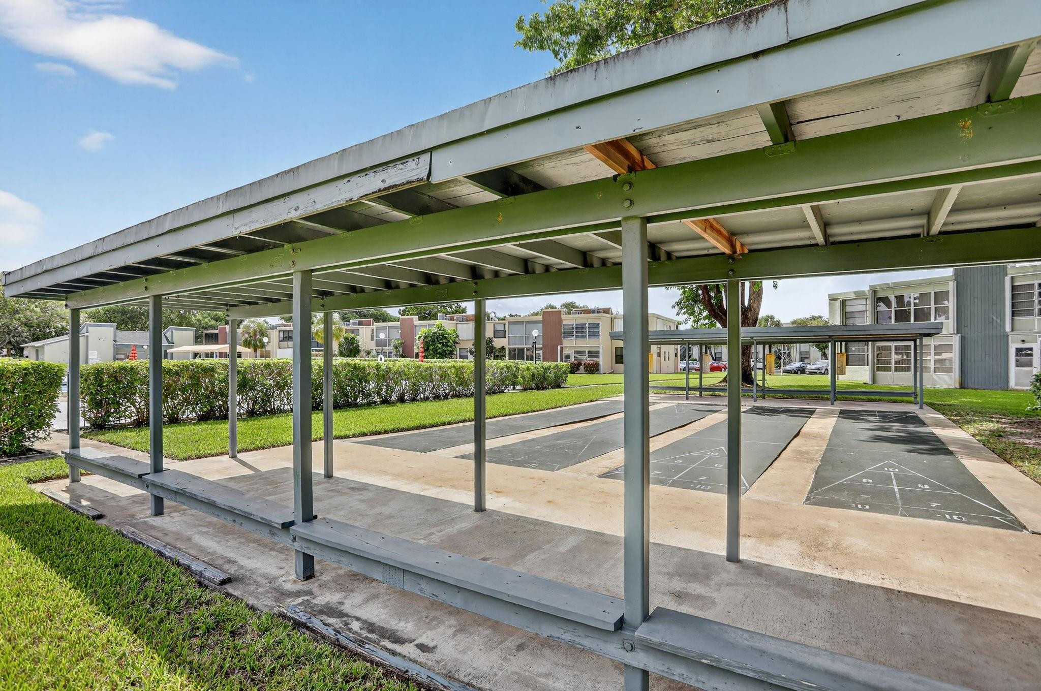 PALM SPRINGS 3 - Residential