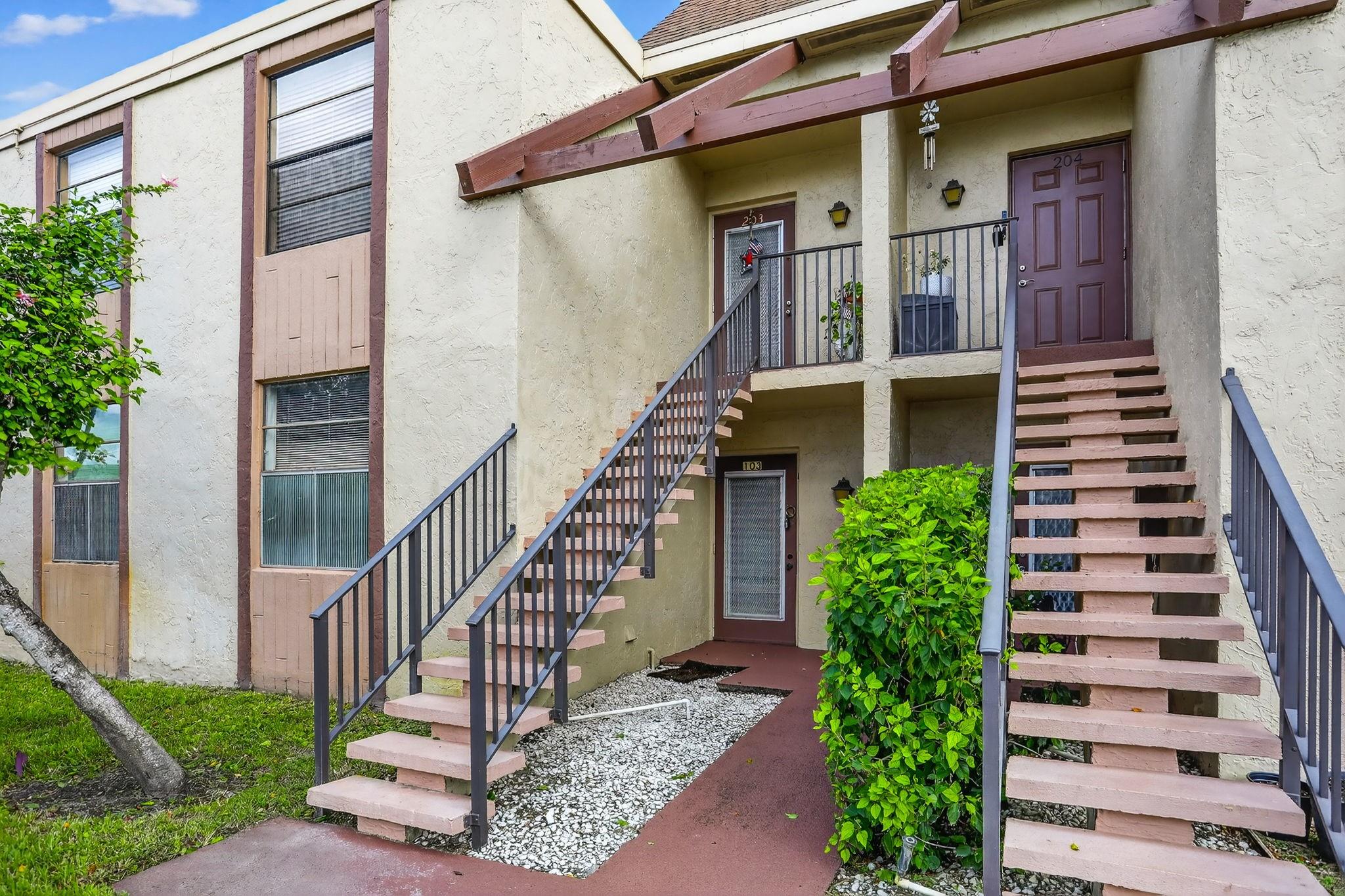7360 NW 18th St 103