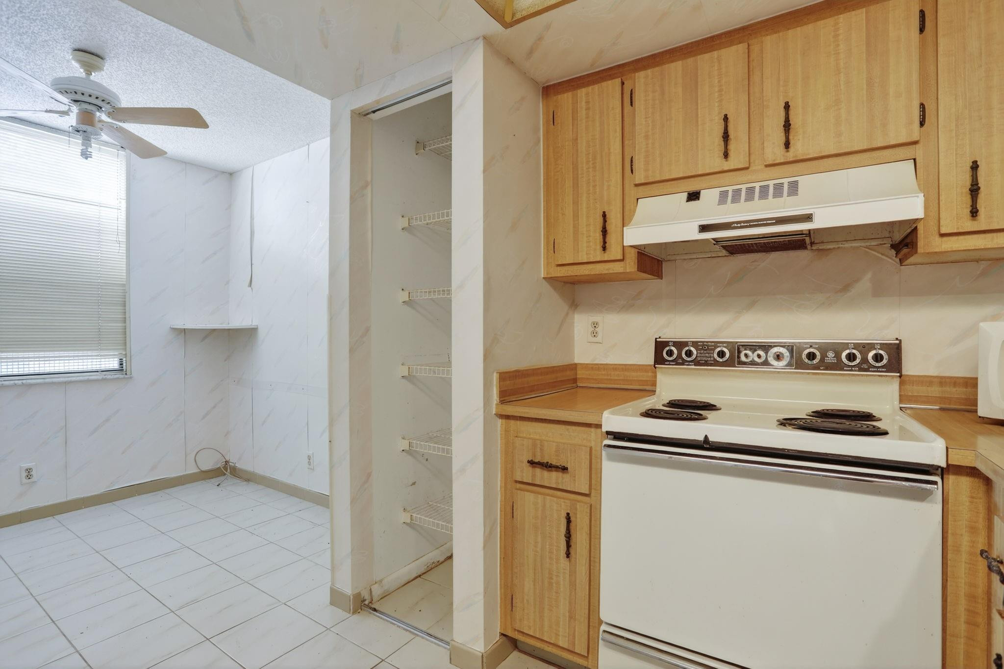 PALM SPRINGS 3 - Residential