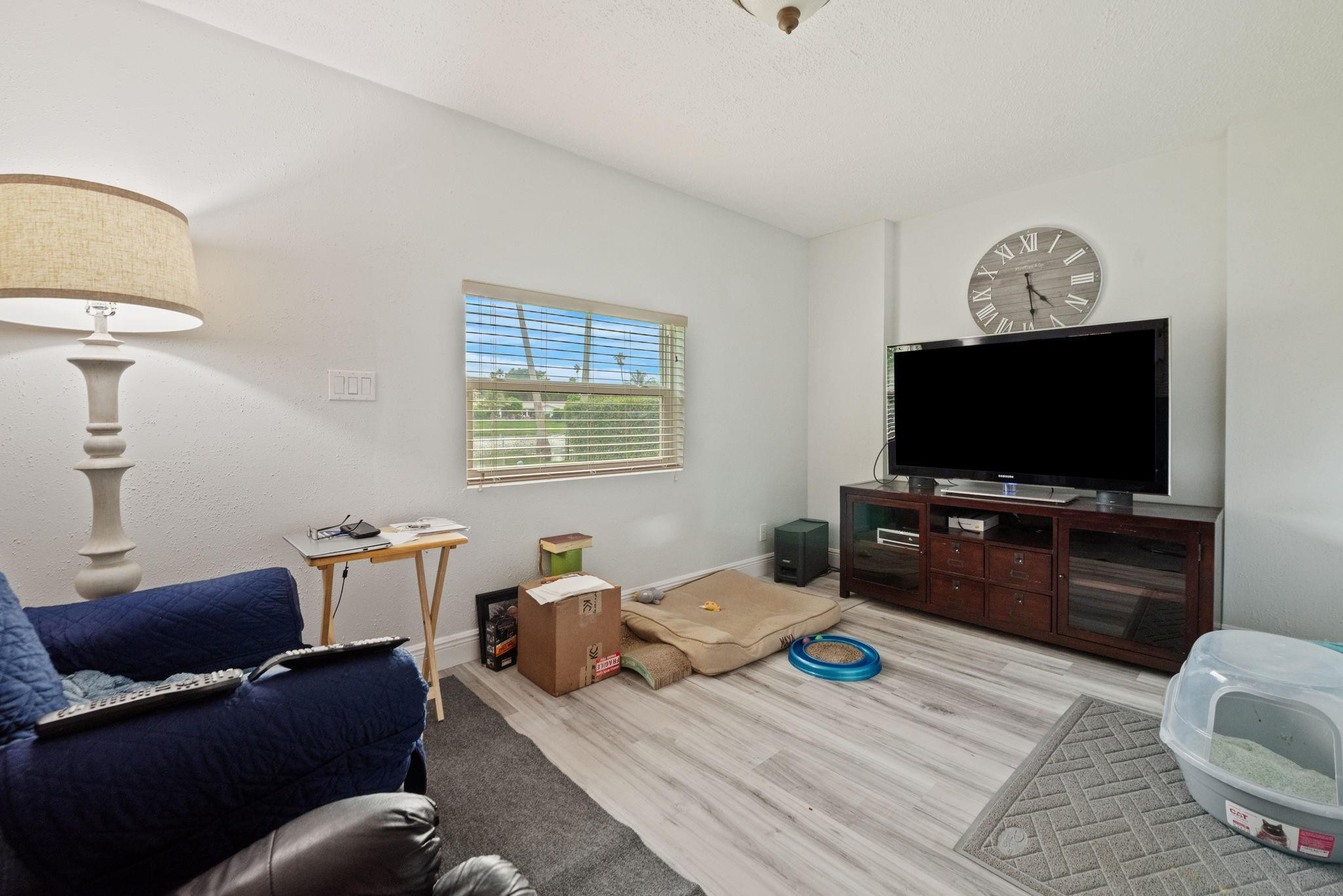 Wood Lake 89-49 B - Residential