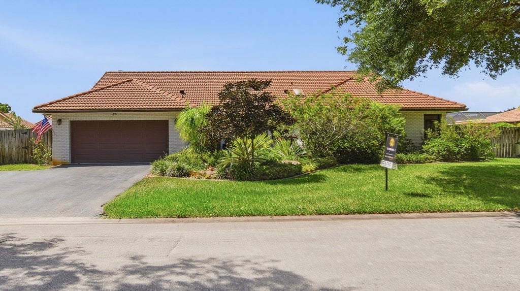 Photo of 11299 NW 10th Manor, Coral Springs, FL 33071 (MLS # B26083773)