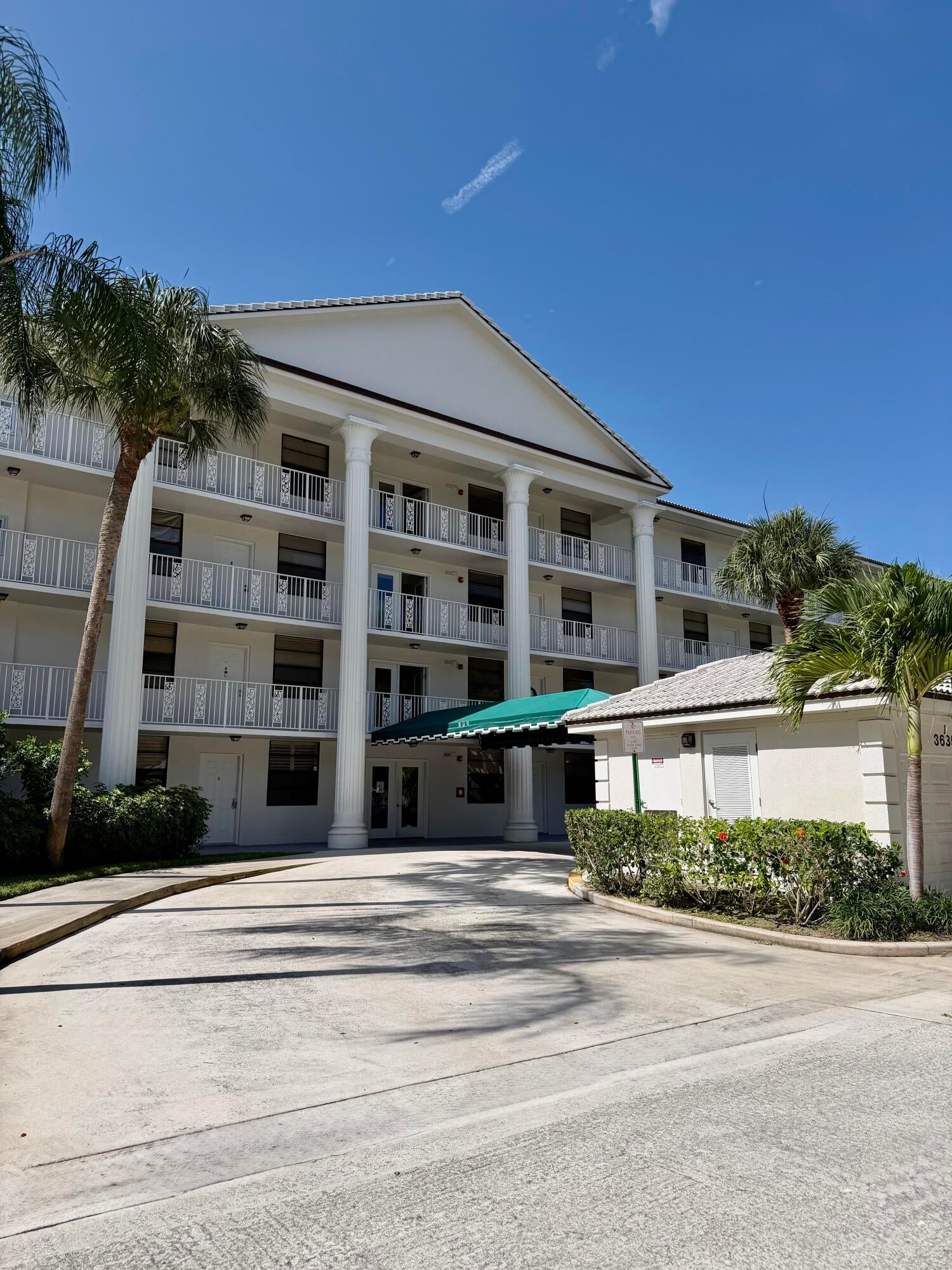 3635 Whitehall Drive 302