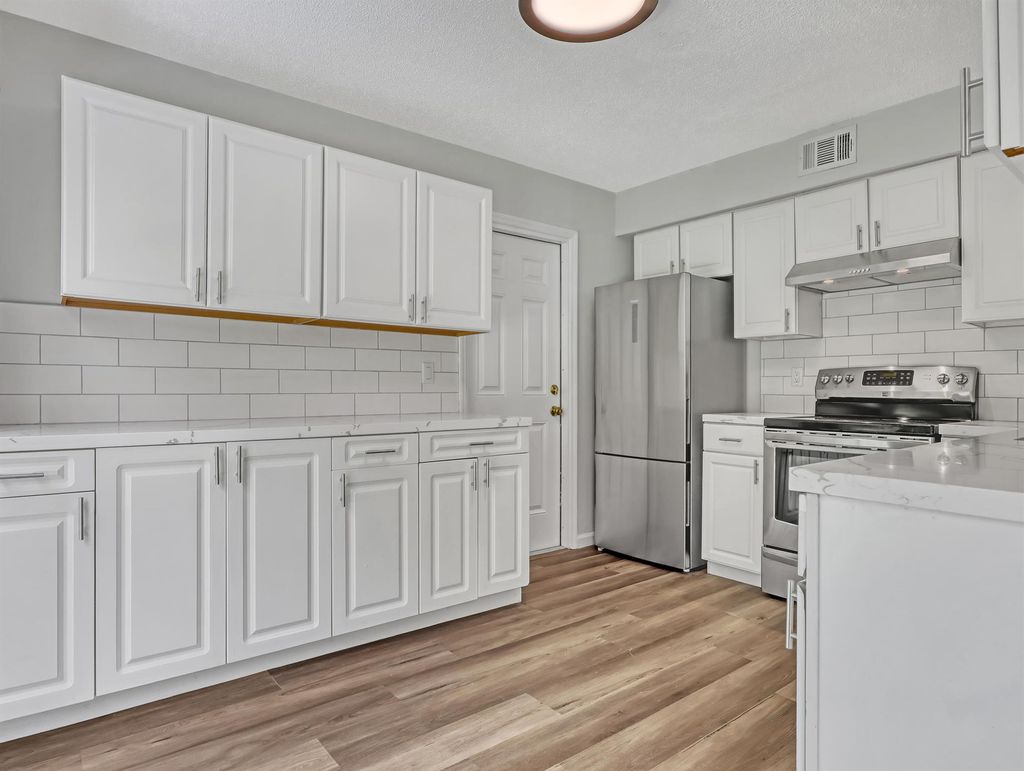 Photo of 18191 Jupiter Landings Drive, Jupiter, FL 33458 (MLS # R10927003)