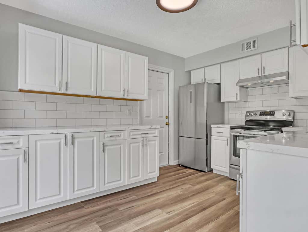 Photo of 18191 Jupiter Landings Drive, Jupiter, FL 33458 (MLS # R10927003)