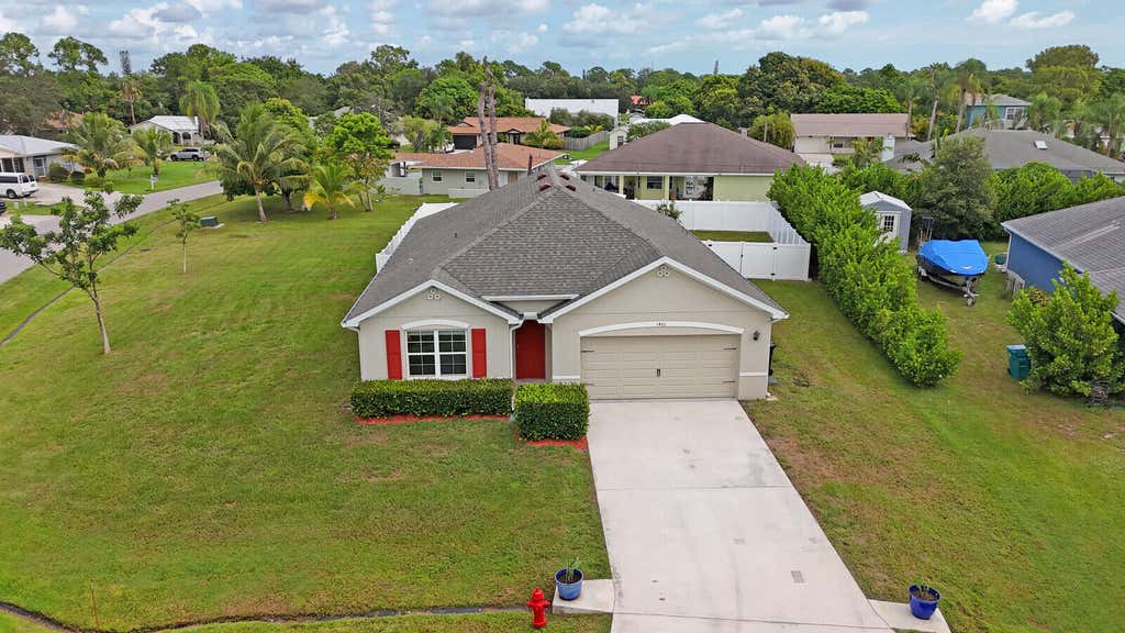 Photo of 1401 SE Portillo Road, Port Saint Lucie, FL 34952 (MLS # R11119368)