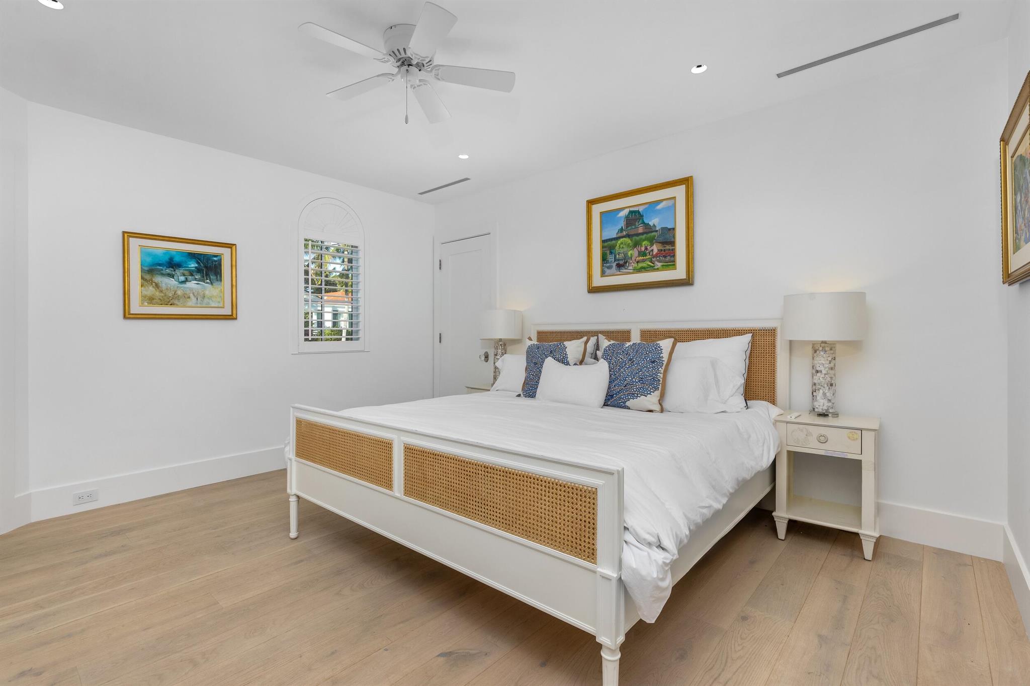 EL ENCANTO 2 - Residential