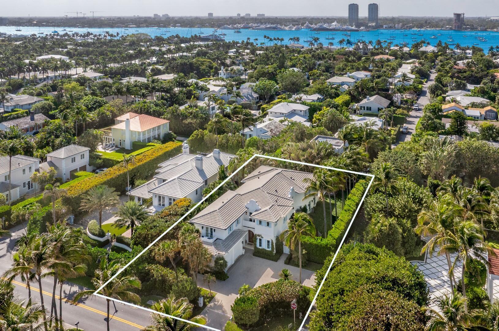 EL ENCANTO 2 - Residential