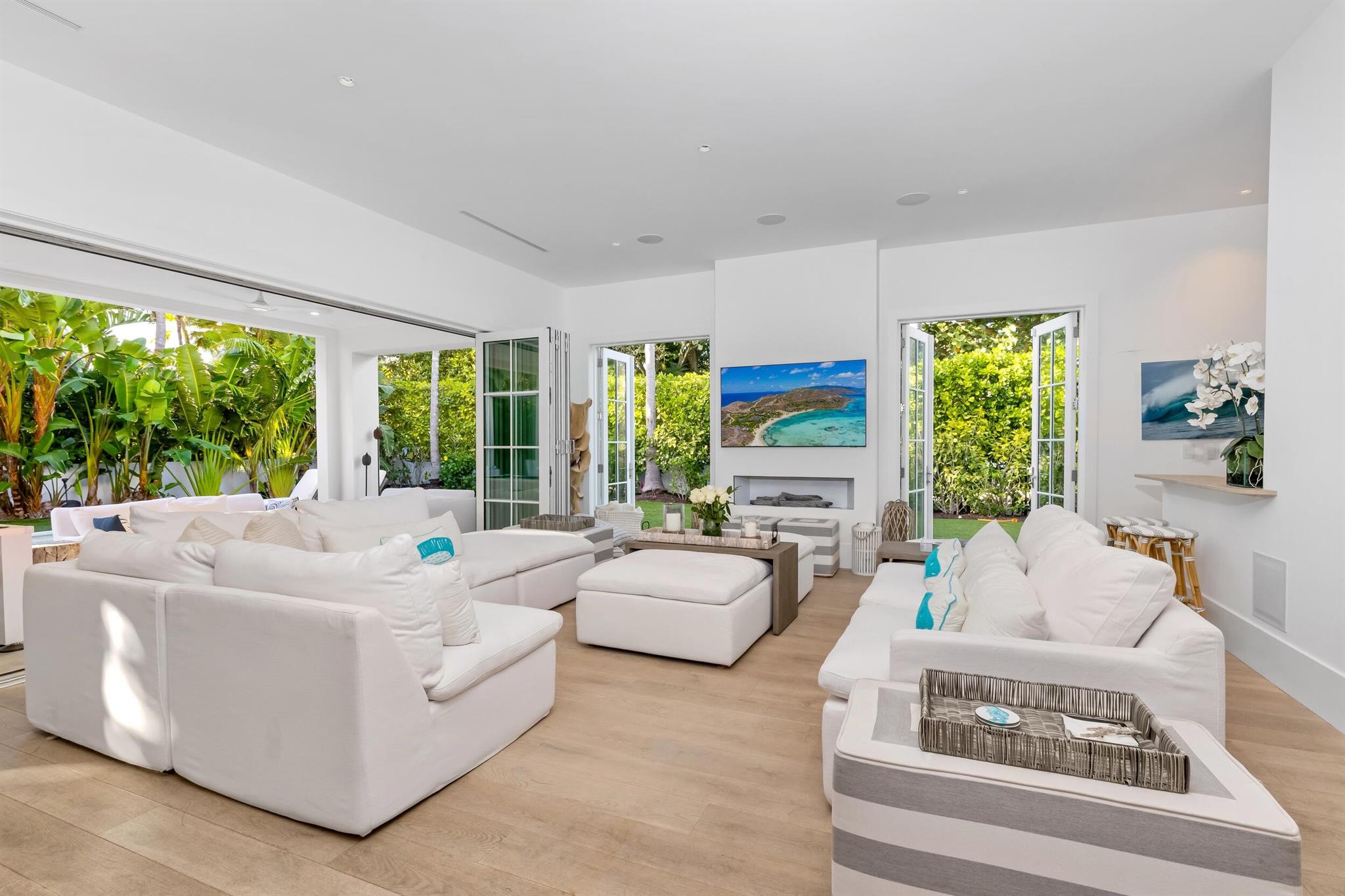 EL ENCANTO 2 - Residential