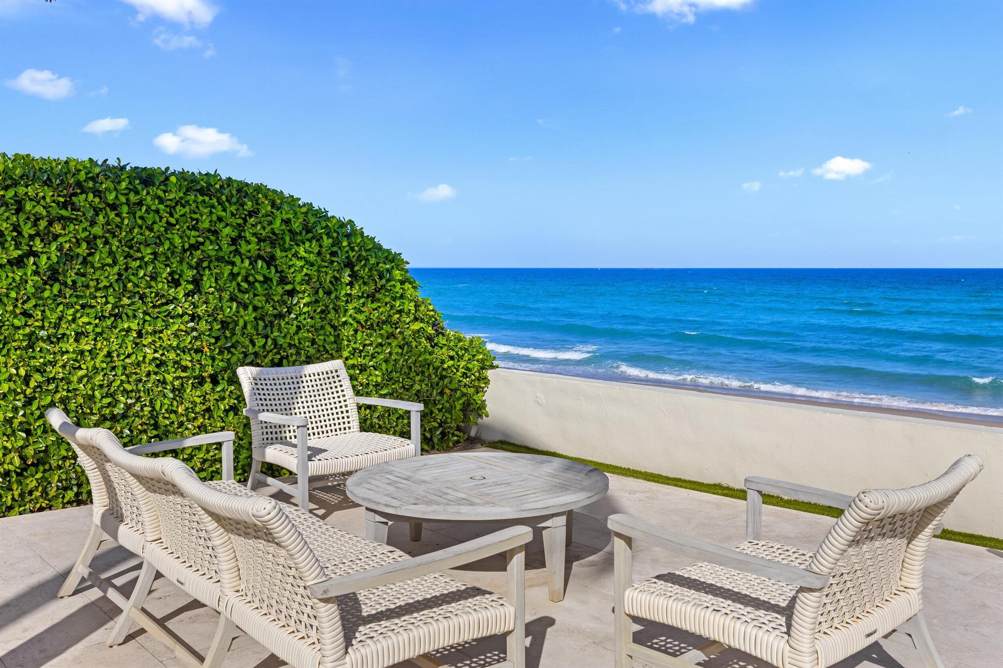 EL ENCANTO 2 - Residential