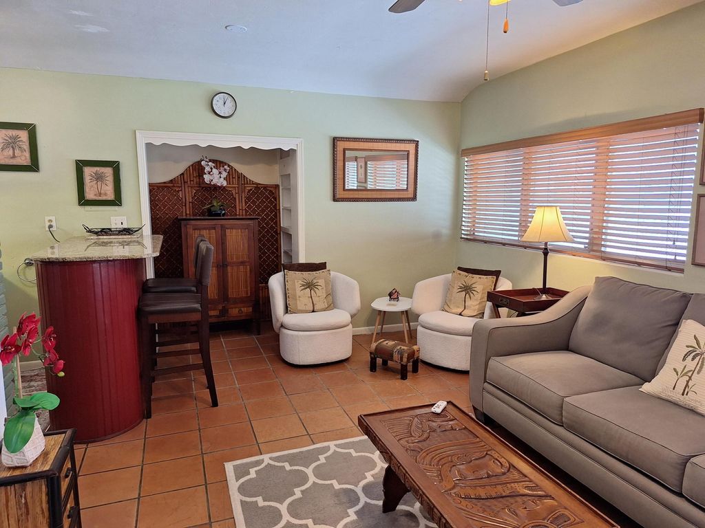 Photo of 721 N M Street, Lake Worth Beach, FL 33460 (MLS # B26015281)