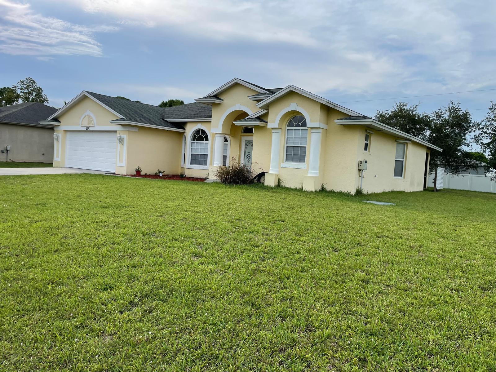 PORT ST LUCIE SECTION 28 - Residential Lease