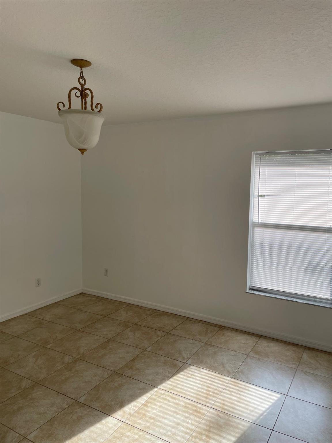 PORT ST LUCIE SECTION 28 - Residential Lease