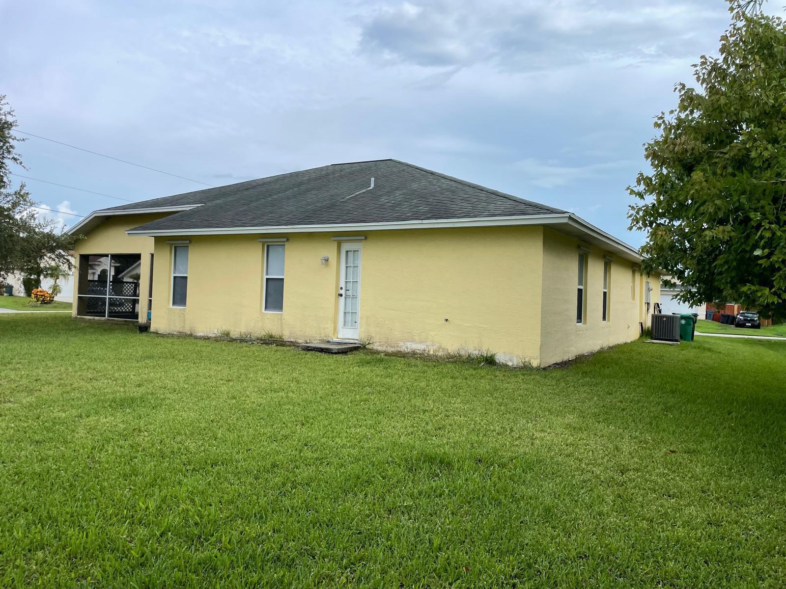 PORT ST LUCIE SECTION 28 - Residential Lease