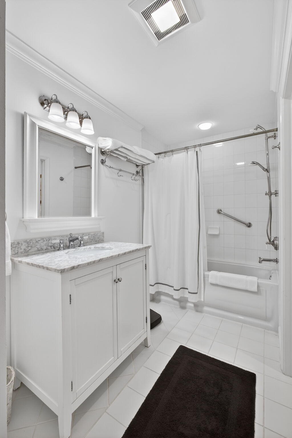 Narrows At Jonathans Landing - Residential