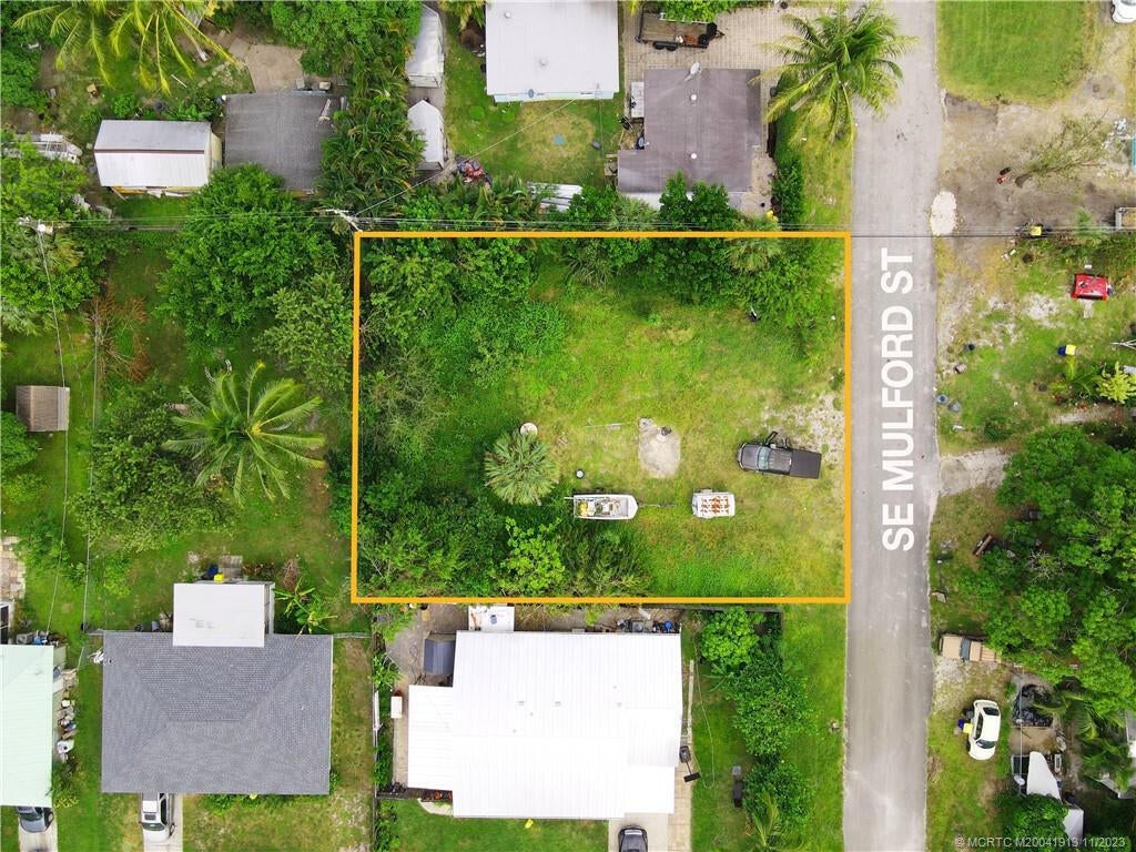 Photo of 3599 SE Mulford Street, Stuart, FL 34997 (MLS # R11061733)