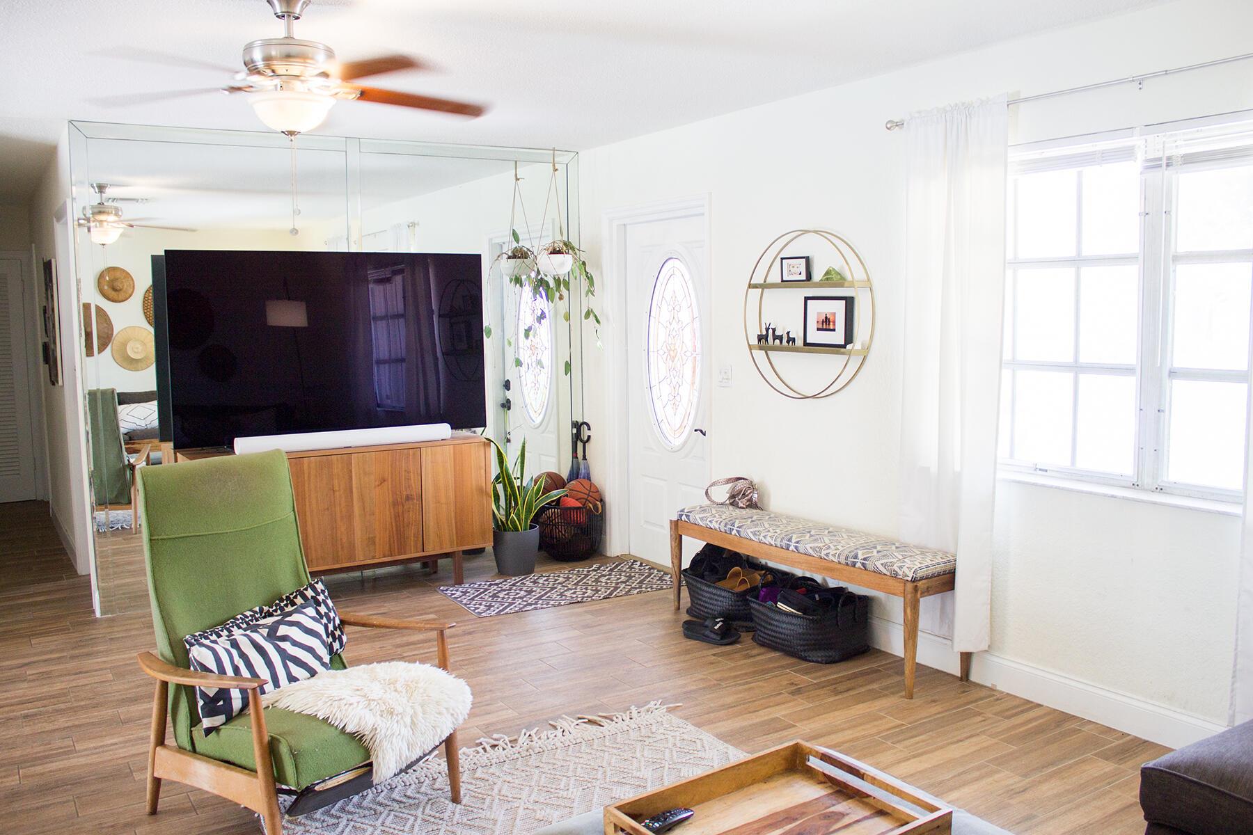 COUNTRY CLUB VILLAGE SEC B - Residential Lease