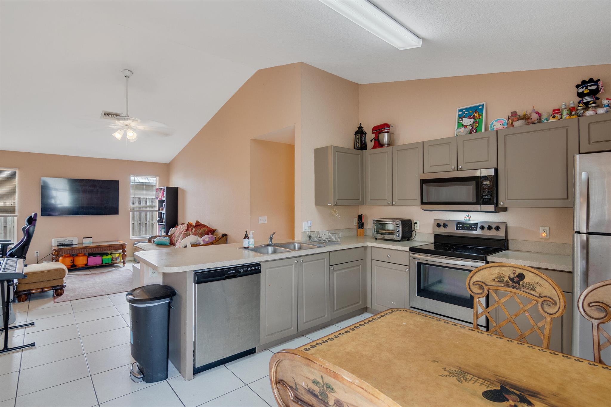 DIXIE HEIGHTS UNIT NO 1 - Residential