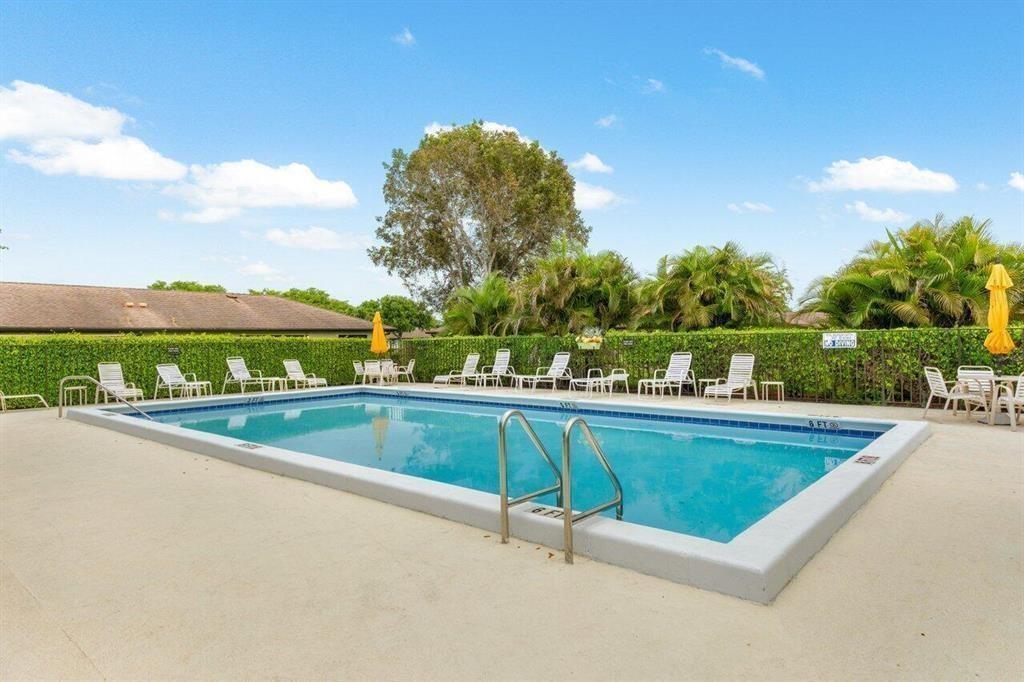 4948 Equestrian Circle B