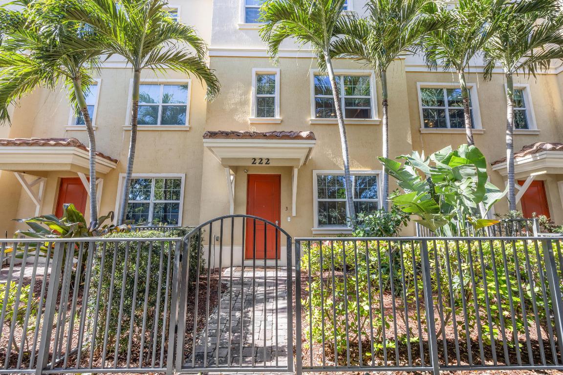 KINGDOM VILLAS - Residential Lease