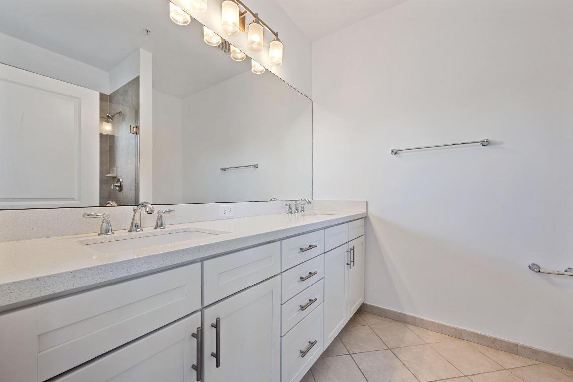 KINGDOM VILLAS - Residential Lease