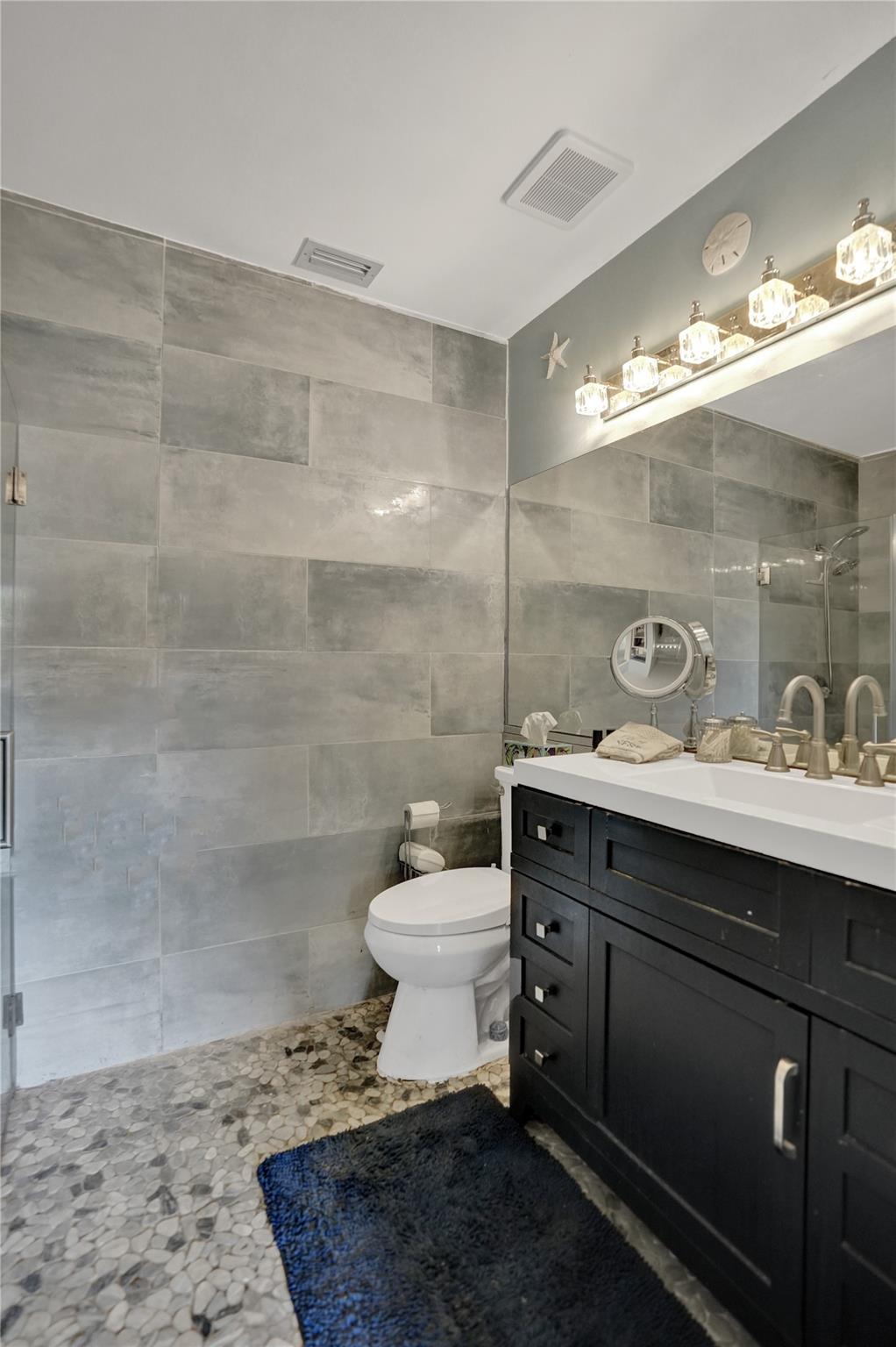 PEMBROKE LAKES SOUTH - Residential