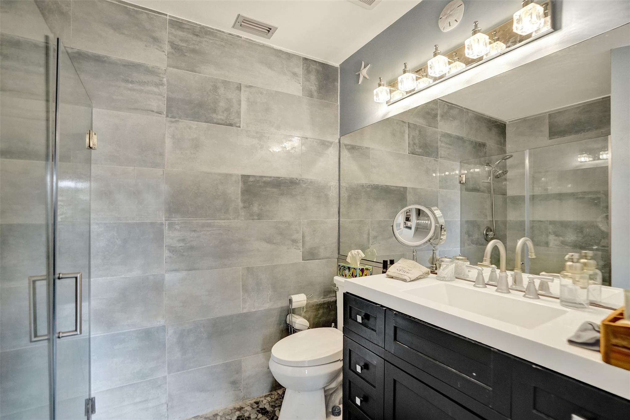 PEMBROKE LAKES SOUTH - Residential