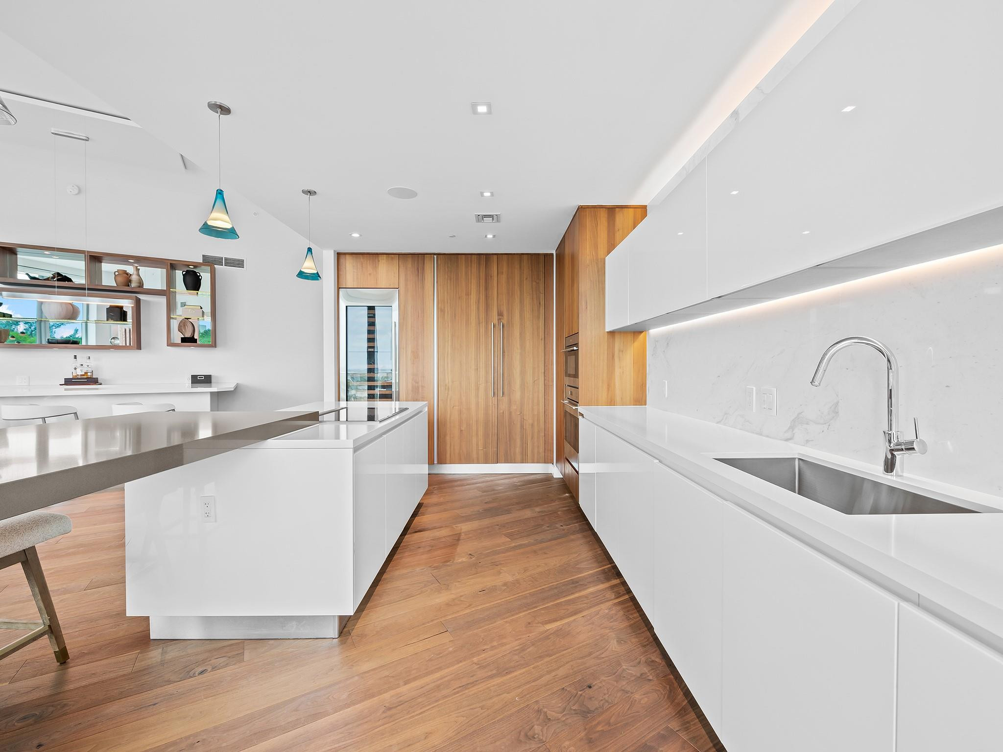 PARAMOUNT FT LAUDERDALE C - Residential