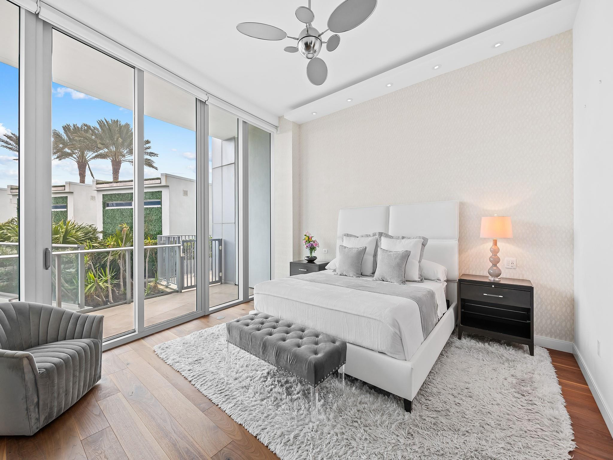 PARAMOUNT FT LAUDERDALE C - Residential