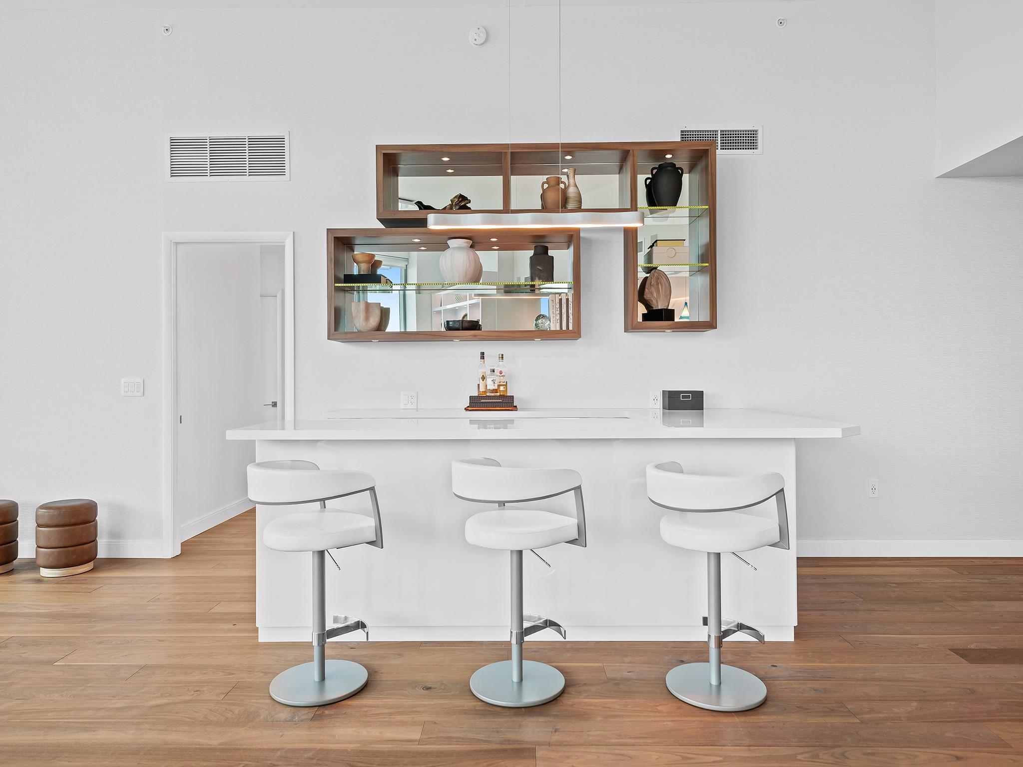 PARAMOUNT FT LAUDERDALE C - Residential