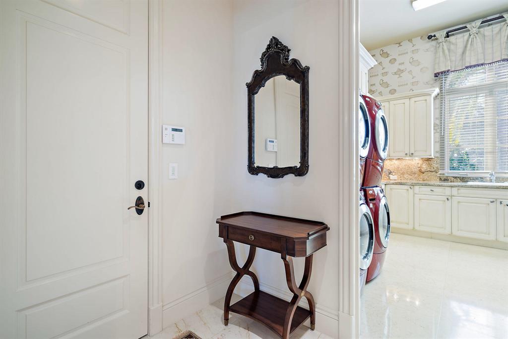 BEARS CLUB - Residential