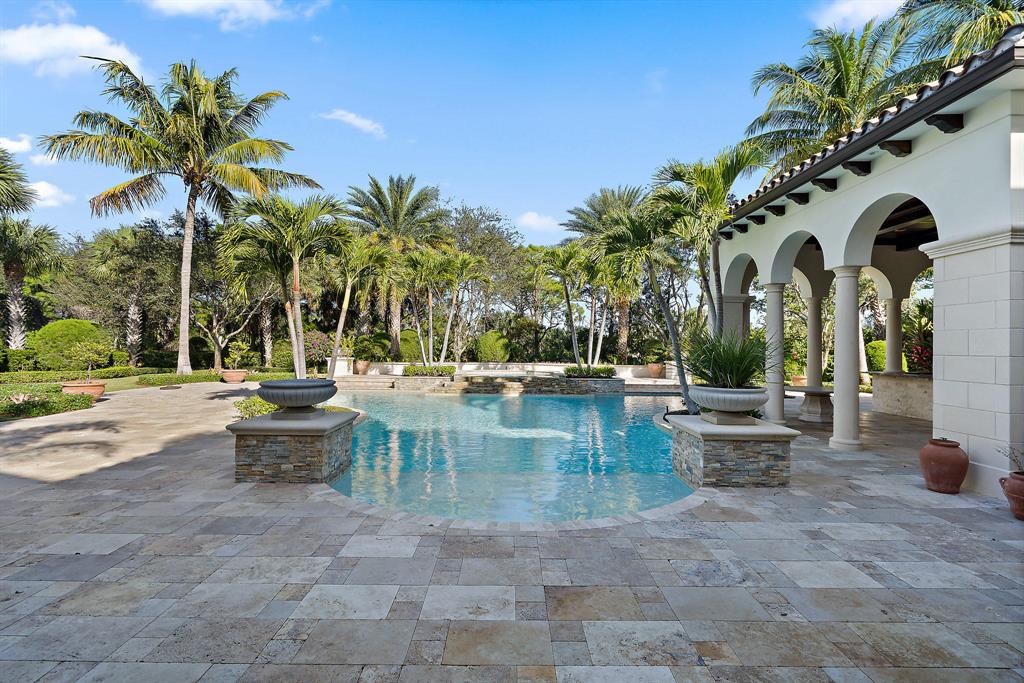 BEARS CLUB - Residential