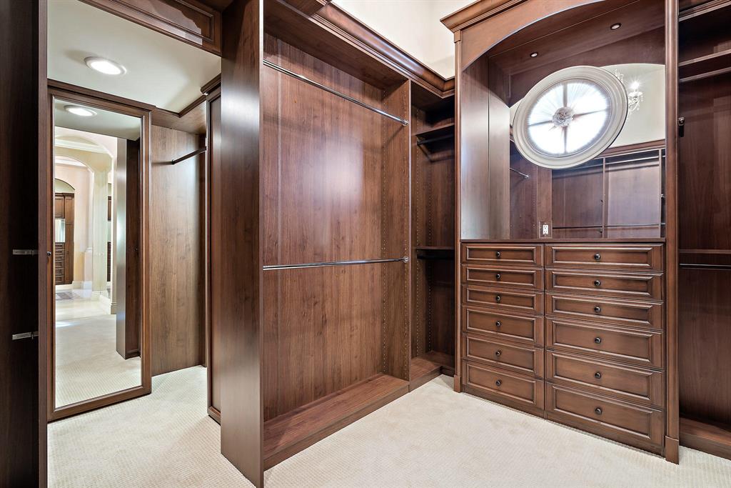 BEARS CLUB - Residential