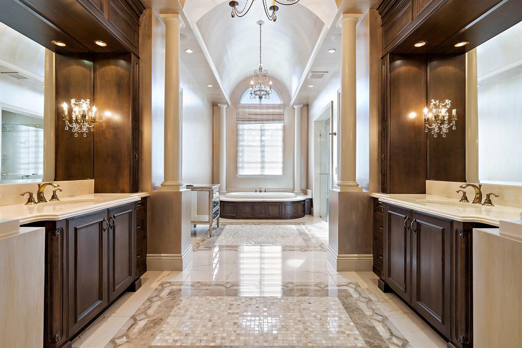 BEARS CLUB - Residential