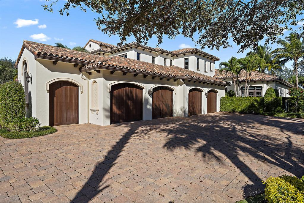 BEARS CLUB - Residential