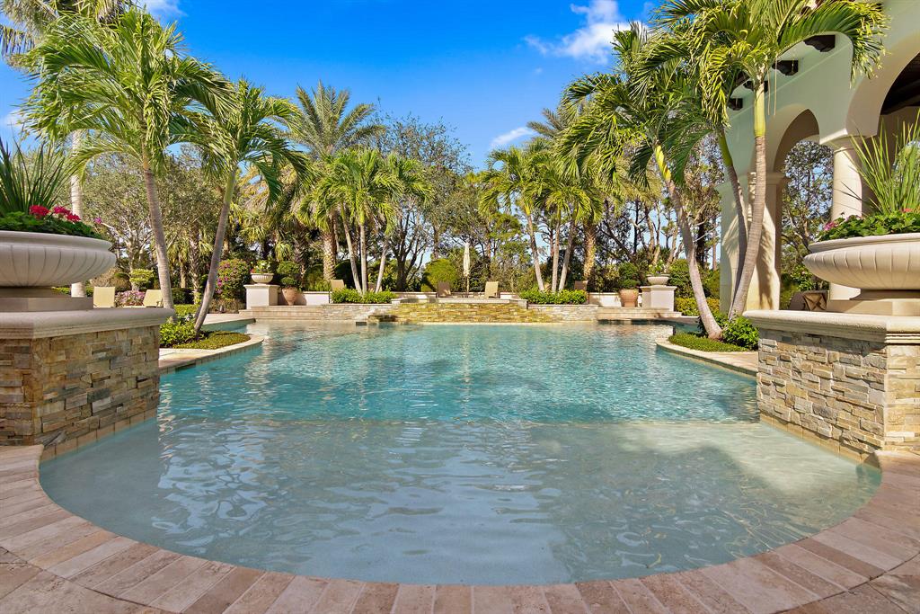 BEARS CLUB - Residential