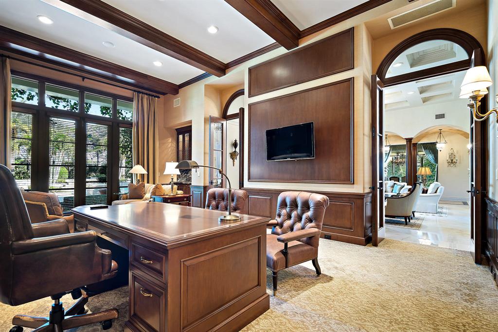 BEARS CLUB - Residential