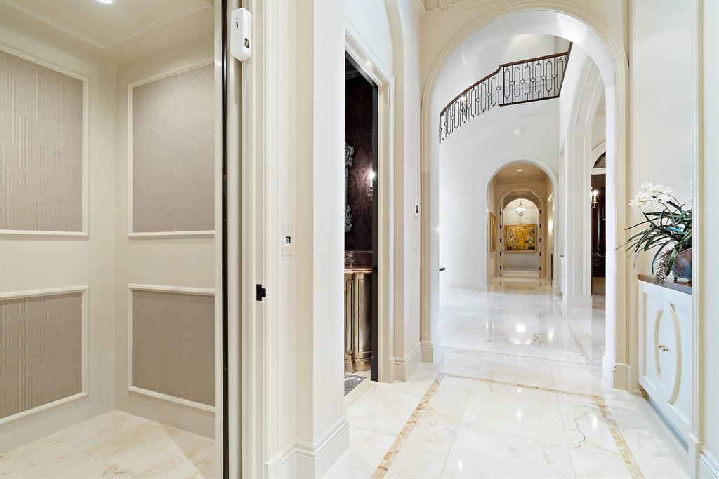 BEARS CLUB - Residential