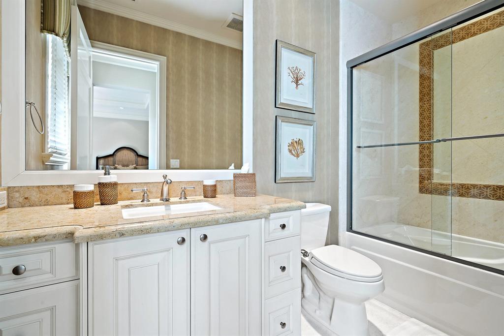 BEARS CLUB - Residential