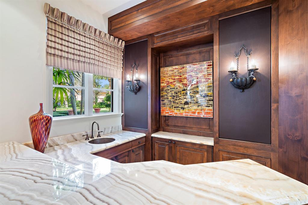 BEARS CLUB - Residential