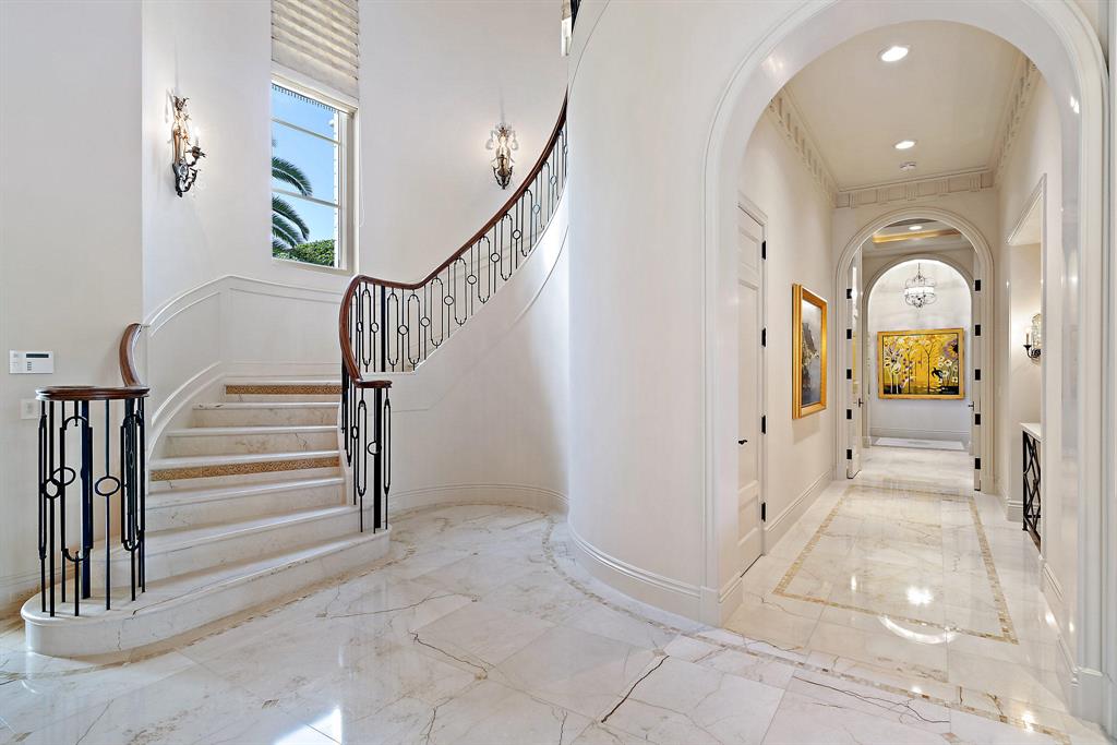 BEARS CLUB - Residential