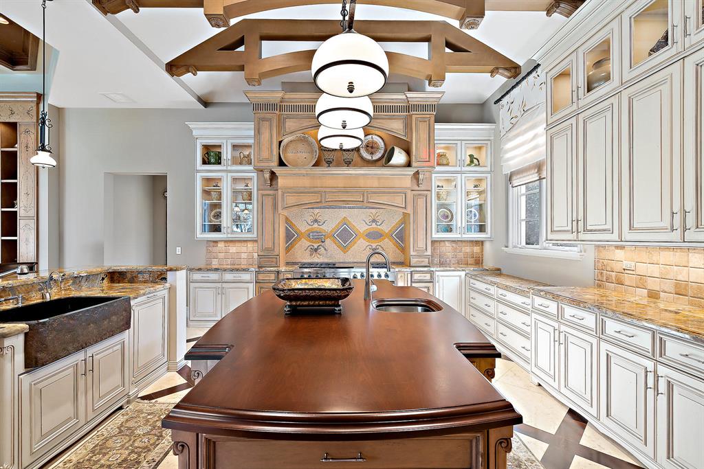 BEARS CLUB - Residential