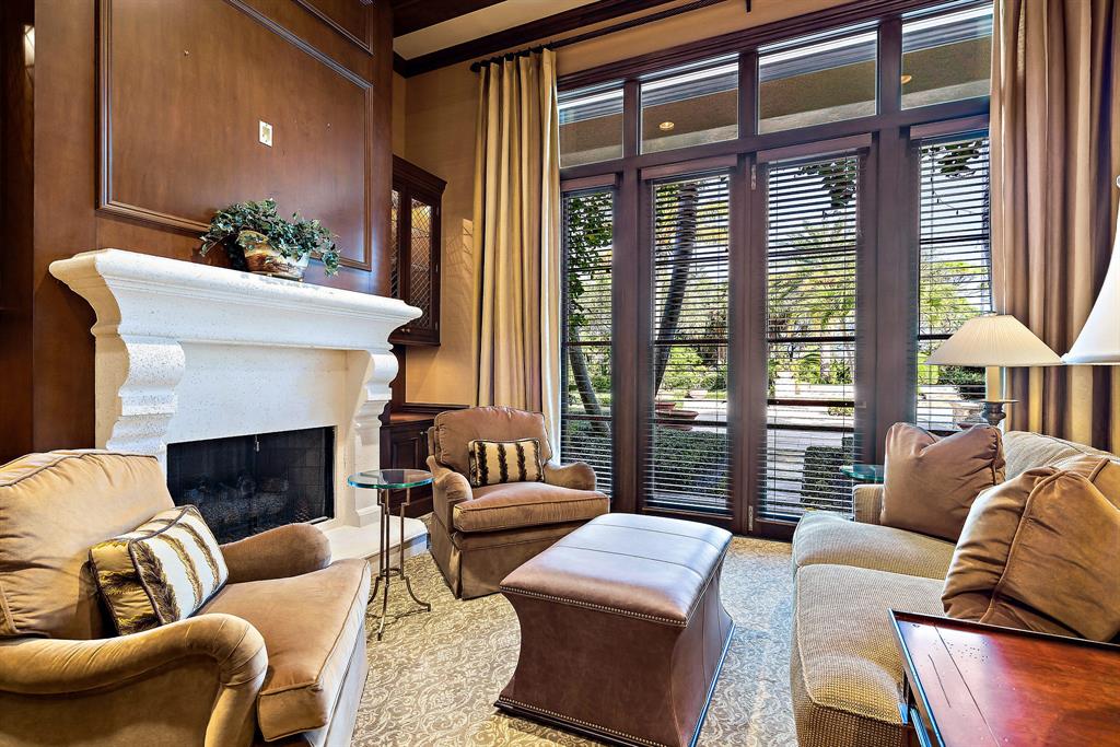 BEARS CLUB - Residential